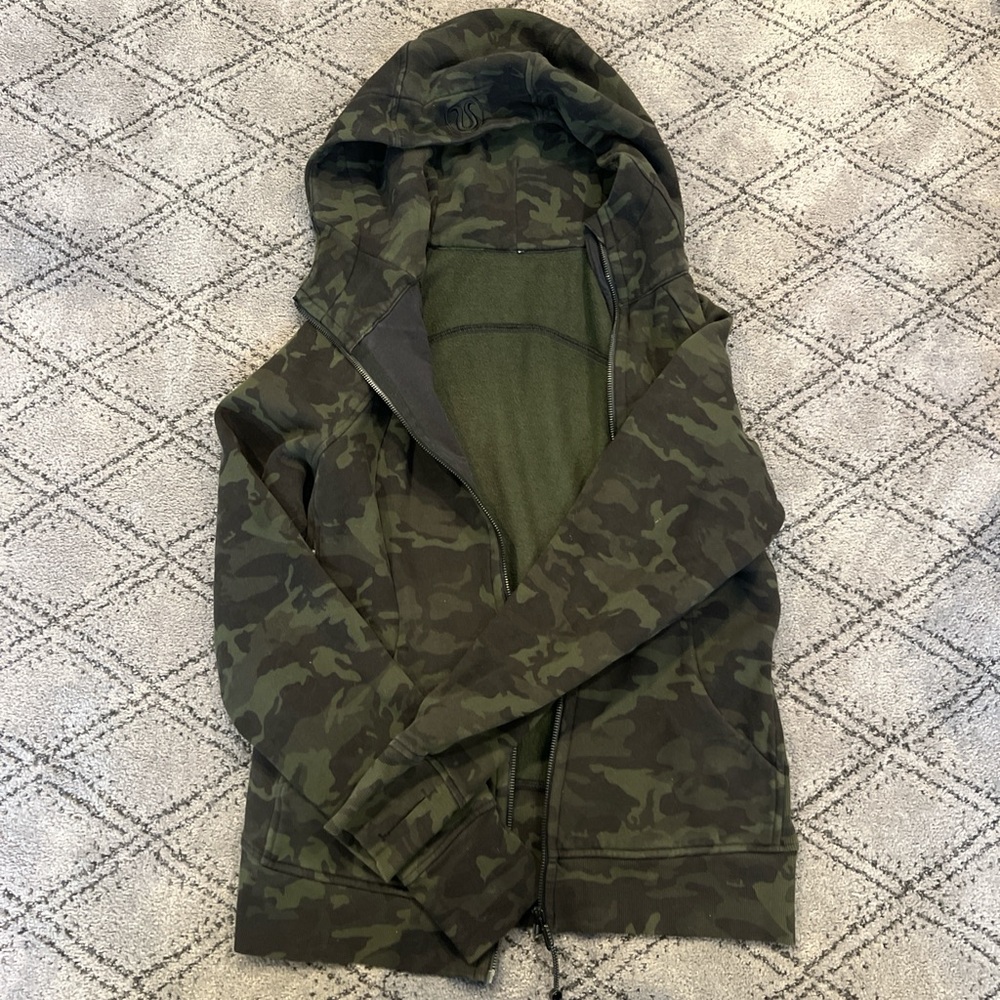 Lululemon Athletica Camouflage Hoodie - Green